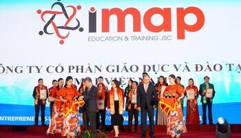 Giaoducthoidai - Với IELTS Fighter công ty IMAP lọt top Doanh nghiệp tiêu biểu ASEAN 2021