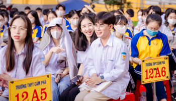 IELTS Fighter cùng học sinh, sinh viên cả nước tham gia chuỗi hoạt động ngoại khóa tháng 11