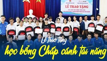 IELTS Fighter trao tặng học bổng Chắp cánh tài năng tại quận Liên Chiểu, Đà Nẵng