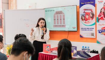 [VnExpress] Kiểm tra tiếng Anh miễn phí cùng IELTS Fighter và Ms Hoa Junior