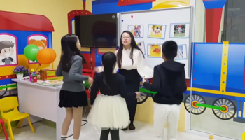 Tiết học tiếng Anh ghi nhớ từ vựng bằng Ngôn ngữ hình thể