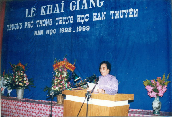 Lễ Khai giảng THPT Hàn Thuyên năm 1965