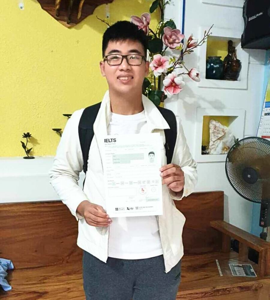 Đinh Chấn Phong  8.0 IELTS