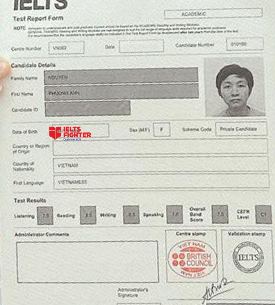 Chị Phương Anh - người đi làm học 7.5 IELTS bảng điểm