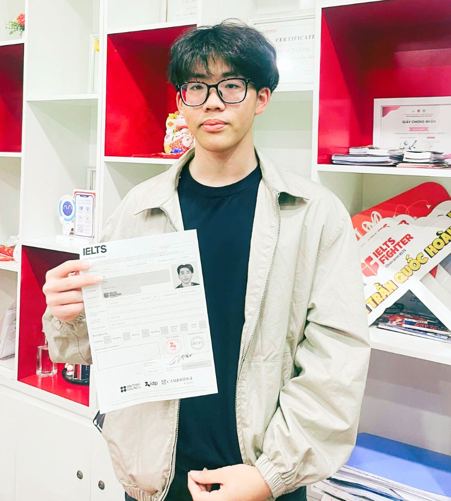 Trần Nam Kh&aacute;nh 7.0 IELTS