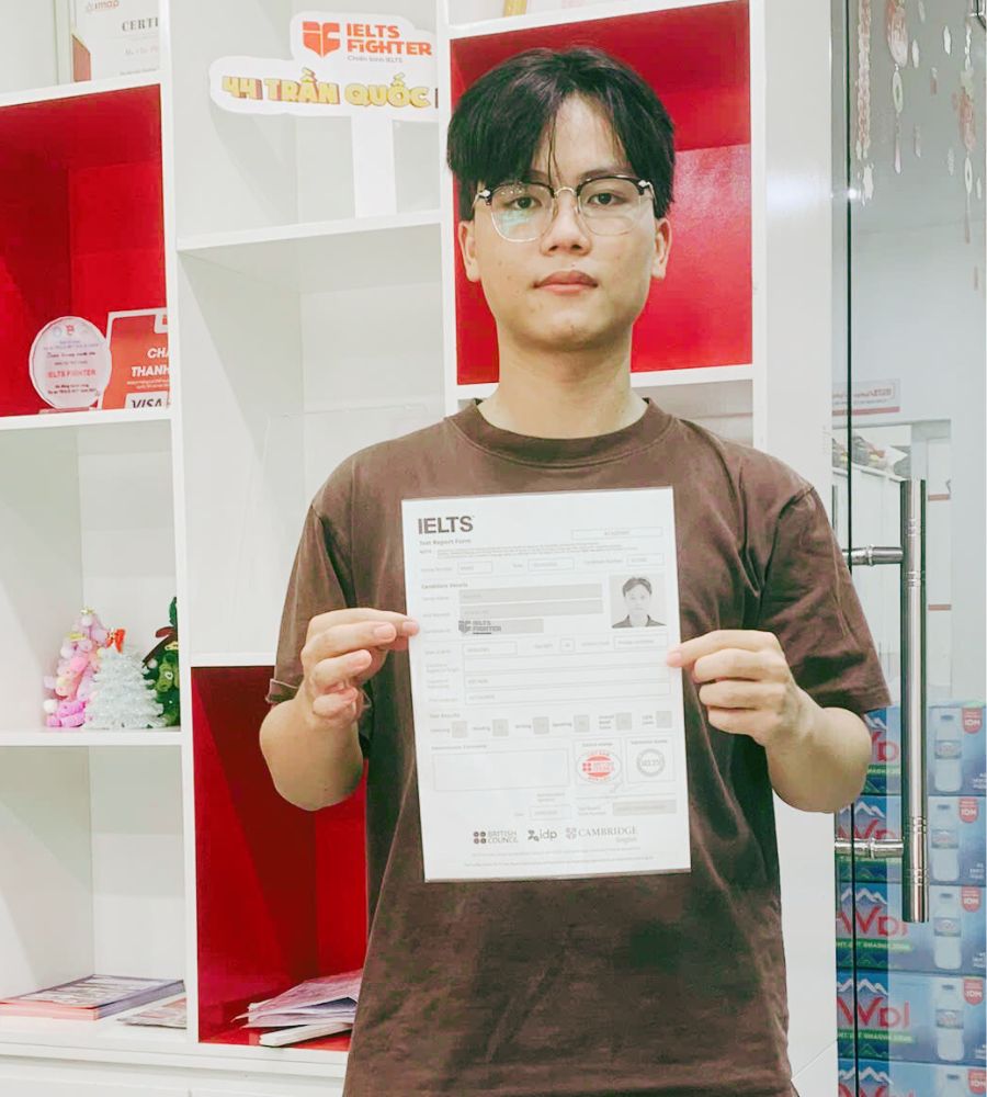 Nguyễn Ho&agrave;ng Việt  7.5 IELTS