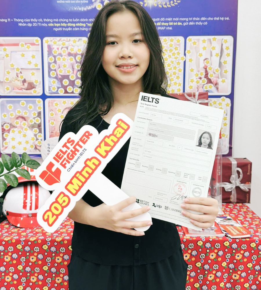 Nguyễn Ho&agrave;ng Lan Phương  7.0 IELTS