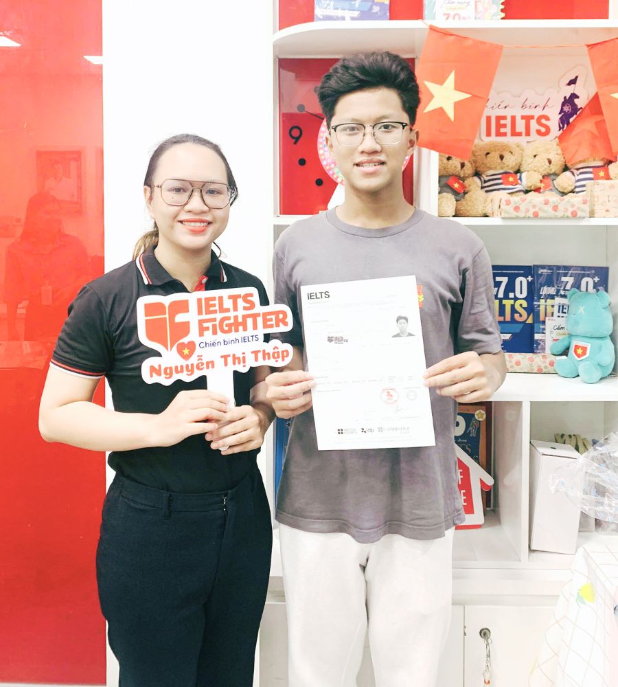 Nguyễn Trần Vương Ph&uacute;  7.5 IELTS