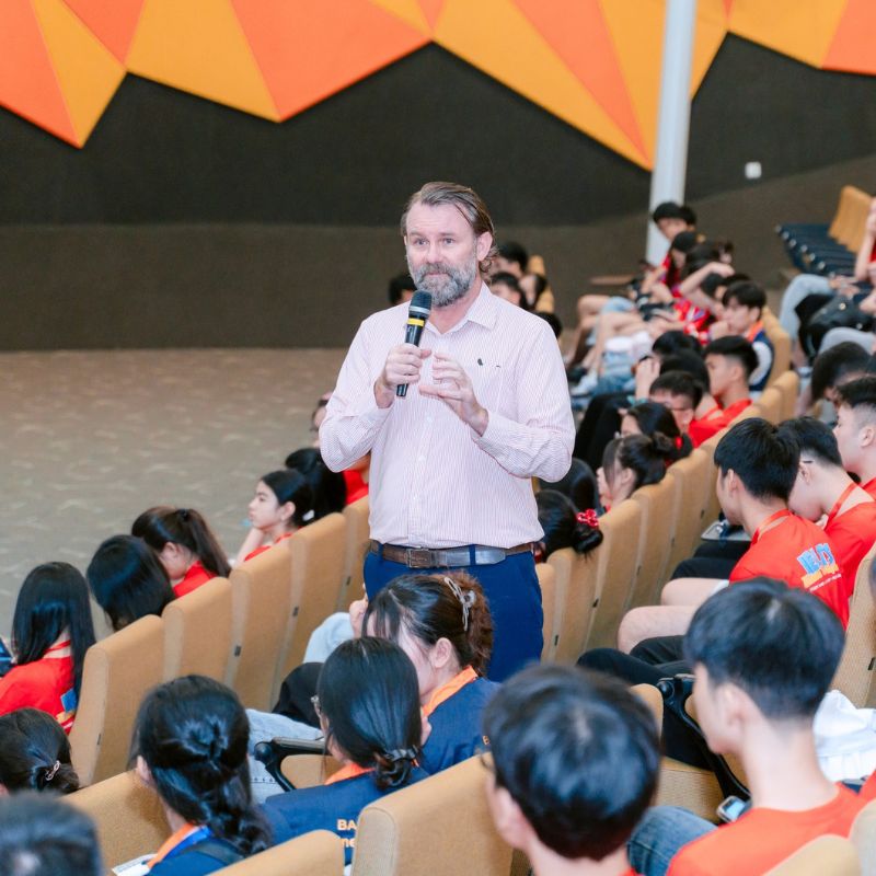 IELTS future workplace miền Bắc 2