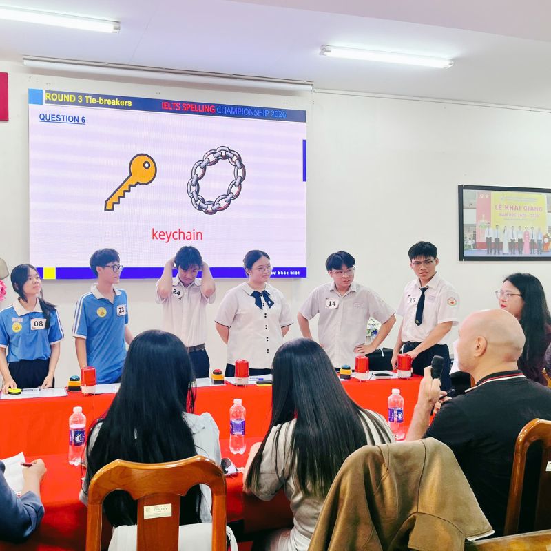 Trường THPT Nguyễn Hiền