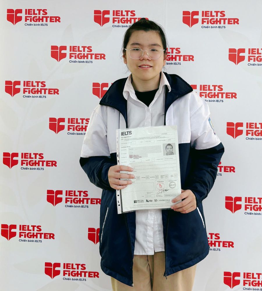 Nguyễn T&uacute; Linh 7.5 IELTS