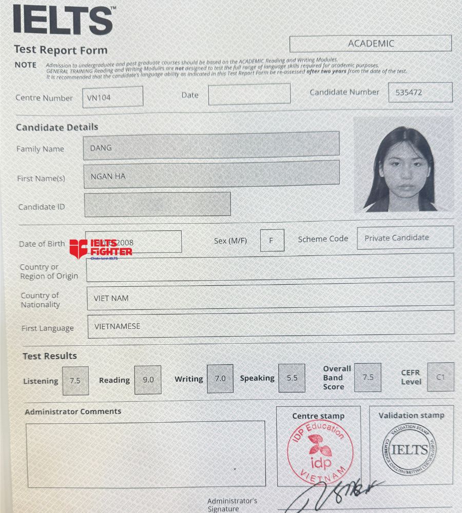 chứng chỉ Đặng Ngân Hà 7.5 IELTS