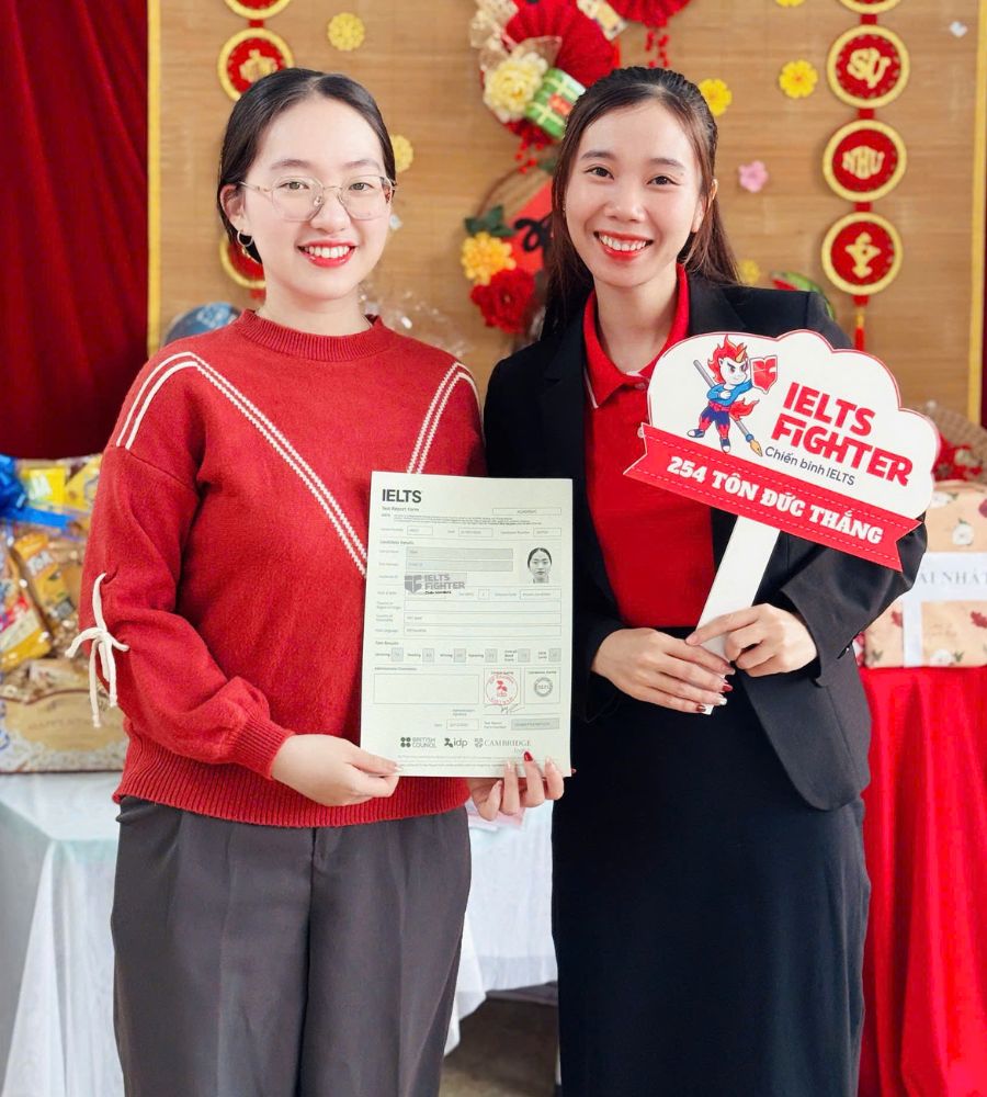 Trần Thảo Ly  7.0 IELTS
