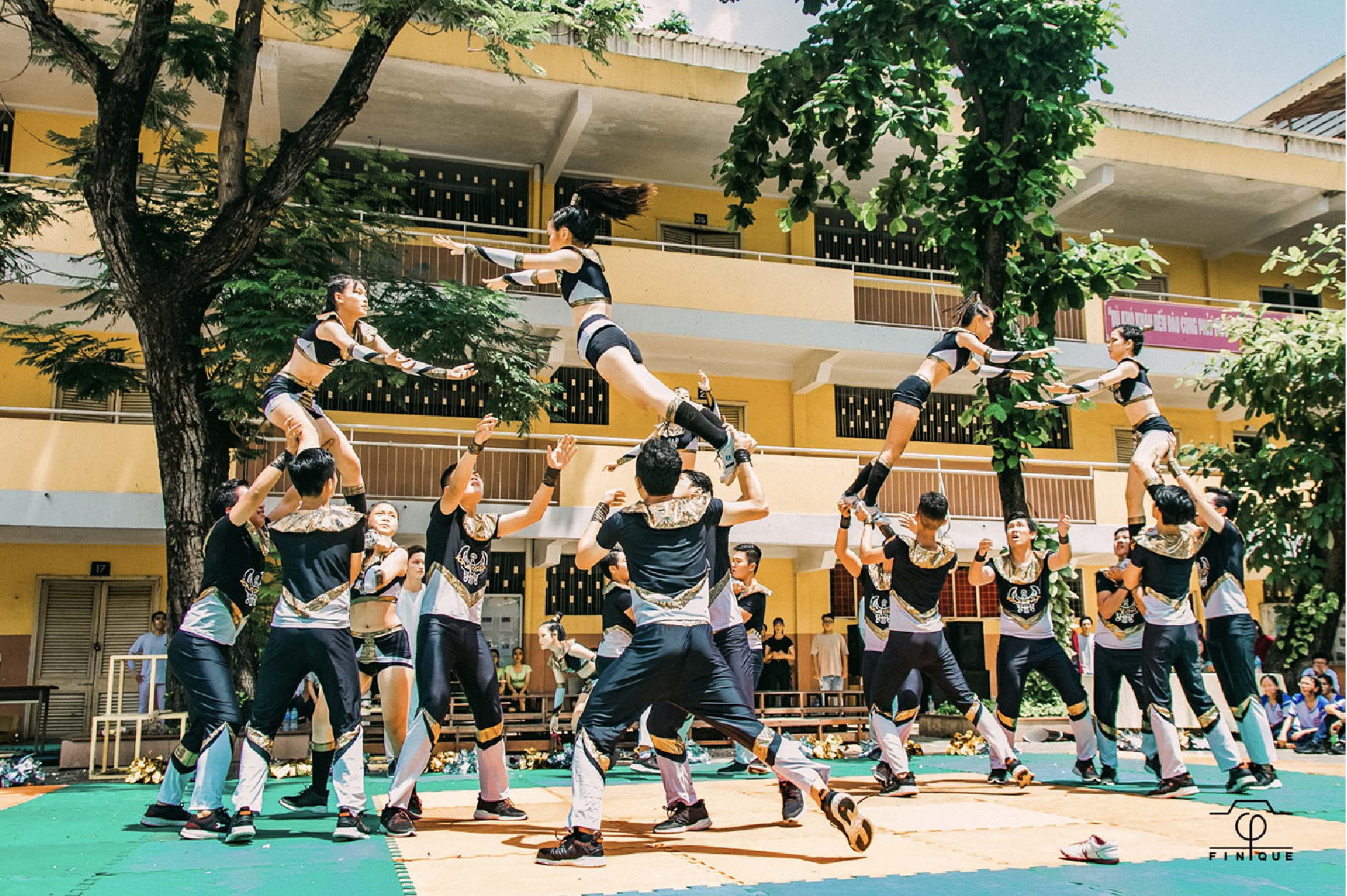 clb cheerleading của trường