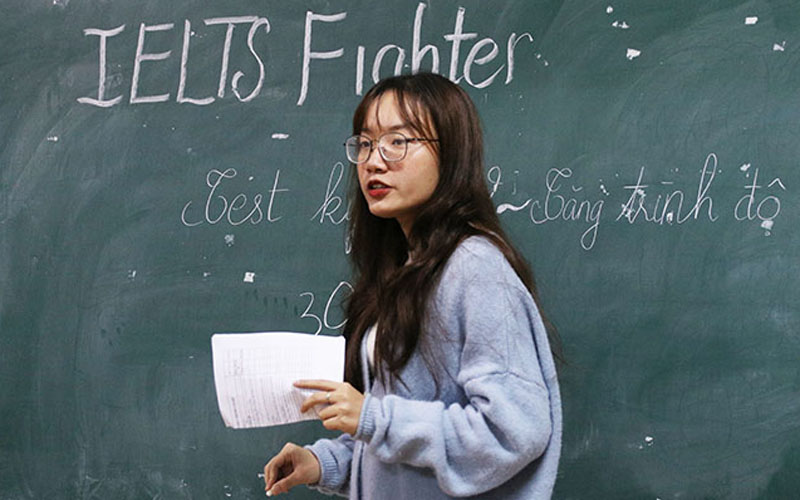 IELTS Fighter tổ chức thi thử IELTS tại Học viện Tài Chính 1